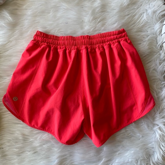 lululemon athletica Pants - Razzle shorts size 6, lululemon tall version